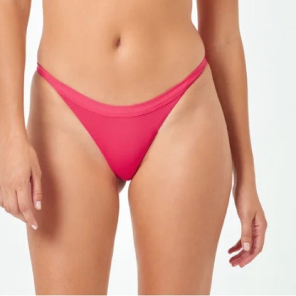L*Space Camdyn Bottom Bitsy In Pink - Picture 5 of 7